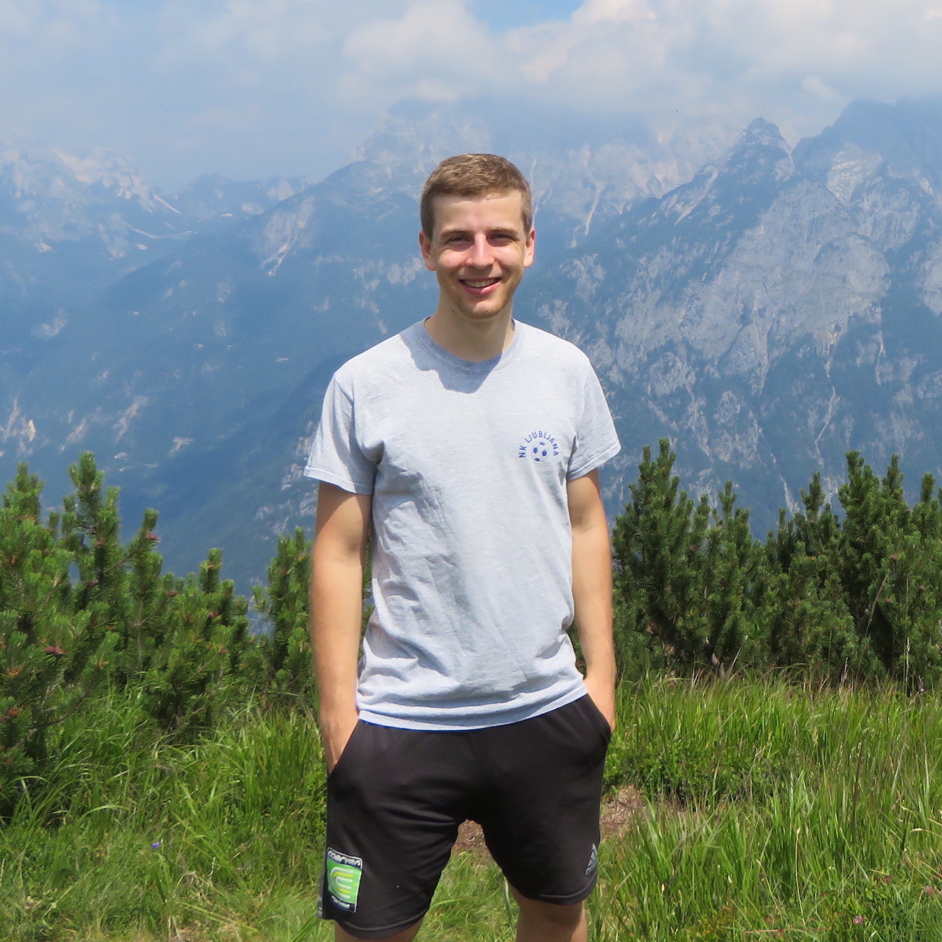 A profile picture of Elijan in the Julian Alps